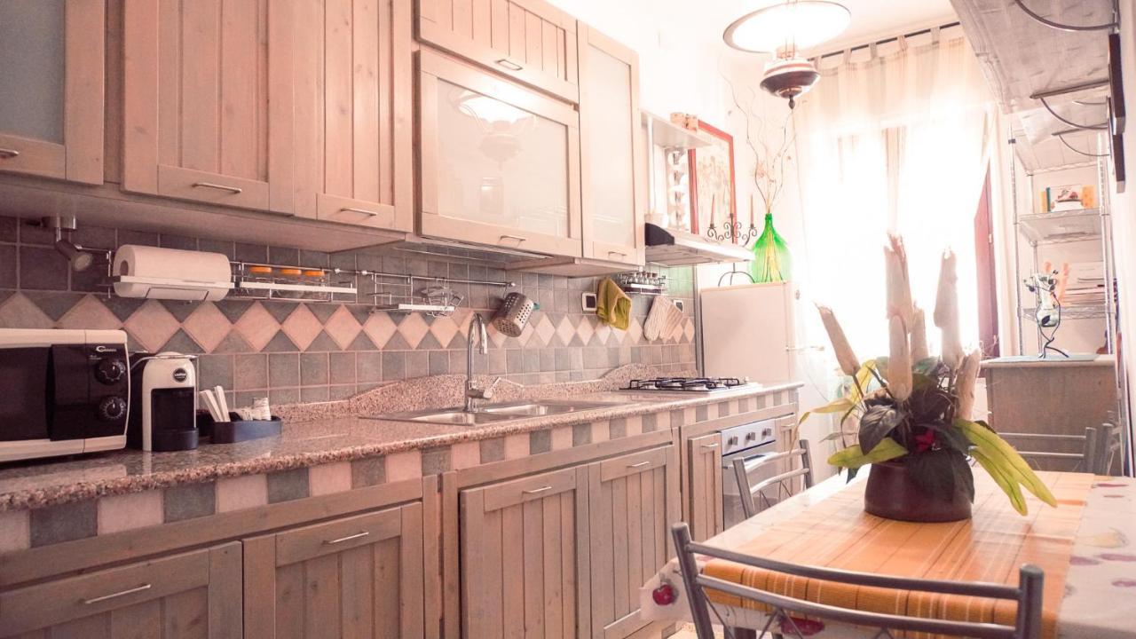 Pm 12 Via Achille Grandi Guest House Αλγκέρο Εξωτερικό φωτογραφία