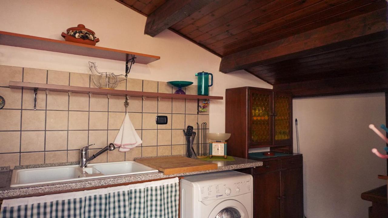 Pm 12 Via Achille Grandi Guest House Αλγκέρο Εξωτερικό φωτογραφία